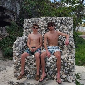 Meet your Posher, Kaivin